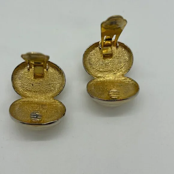 Vintage Gold Tone Double Faux Pearl Clip-On Earrings Retro 80s Statement Cabocho - Picture 10 of 13